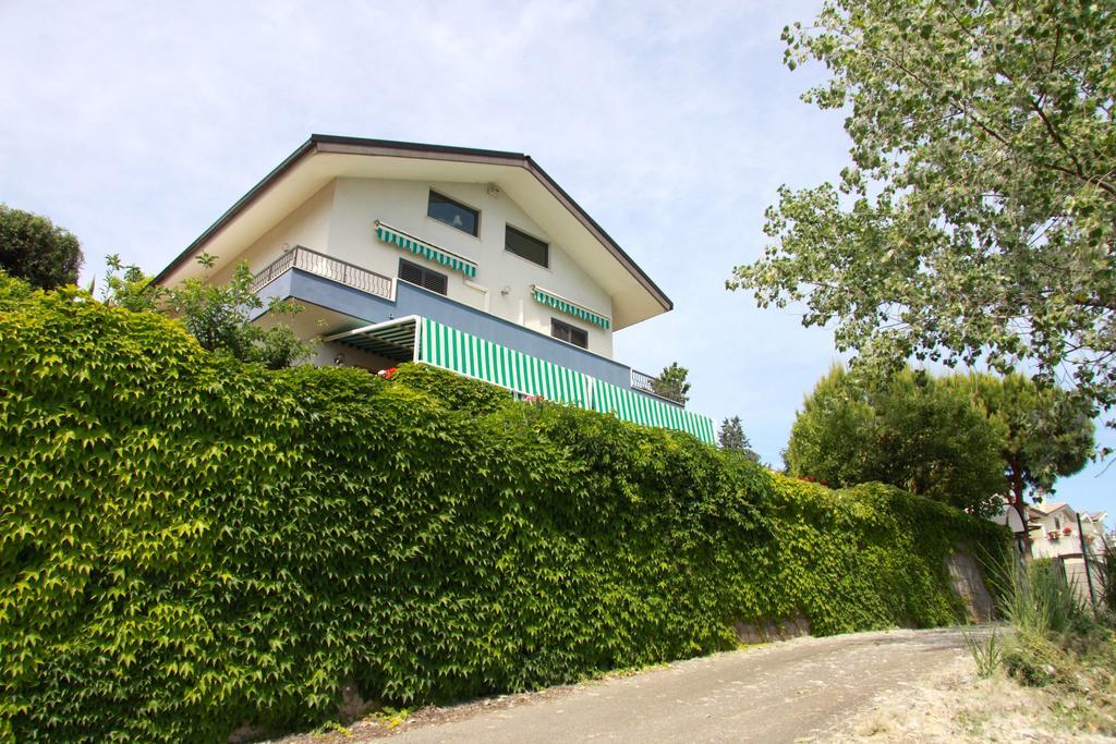 The Incantation Guest House Montesilvano Marina Екстериор снимка